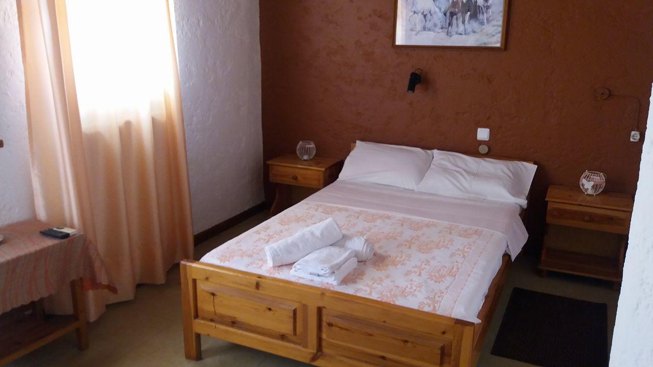 Antikristo Rooms Картерос Экстерьер фото